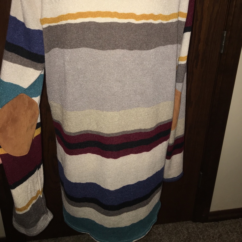 Colorful Stripe Tunic - Picture 3 of 4
